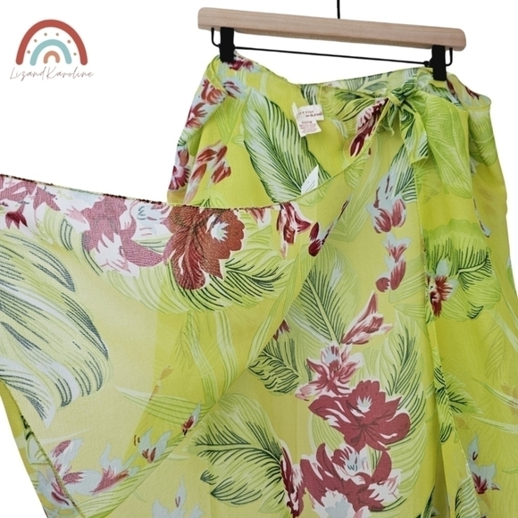 New! Beaches & Boho Tropical Hibiscus Floral Lime Green Sheer Sarong Coverup - Picture 3 of 7